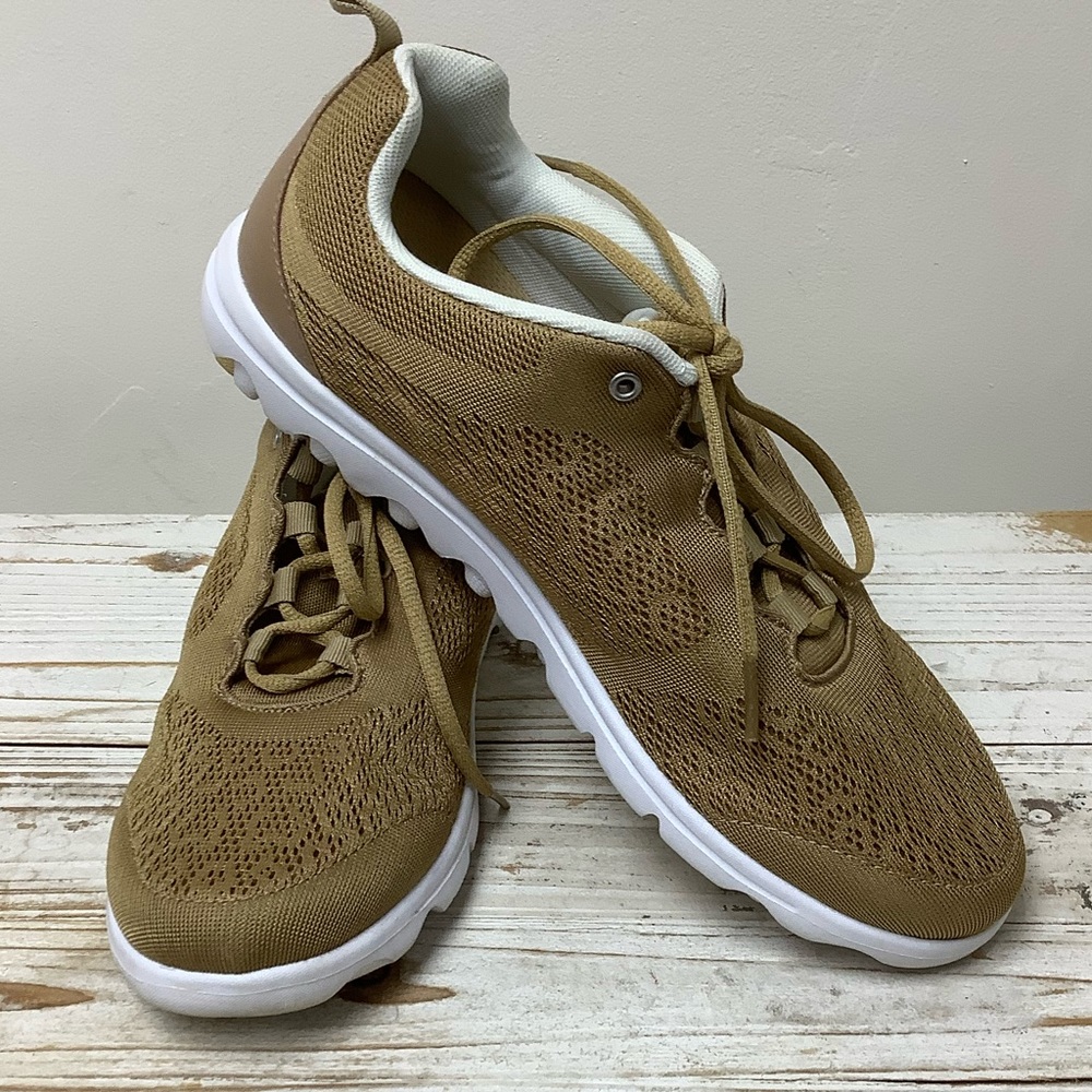 Propet TravelActiv Golden Shoes - Size 9.5M